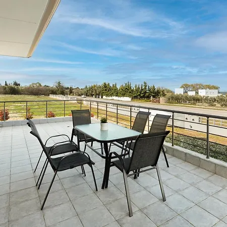 Centaurium, Panel Hospitality Homes & *